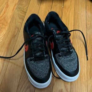 Womens 6.5 lightly used Air Force 1. Red and black with silver stitching